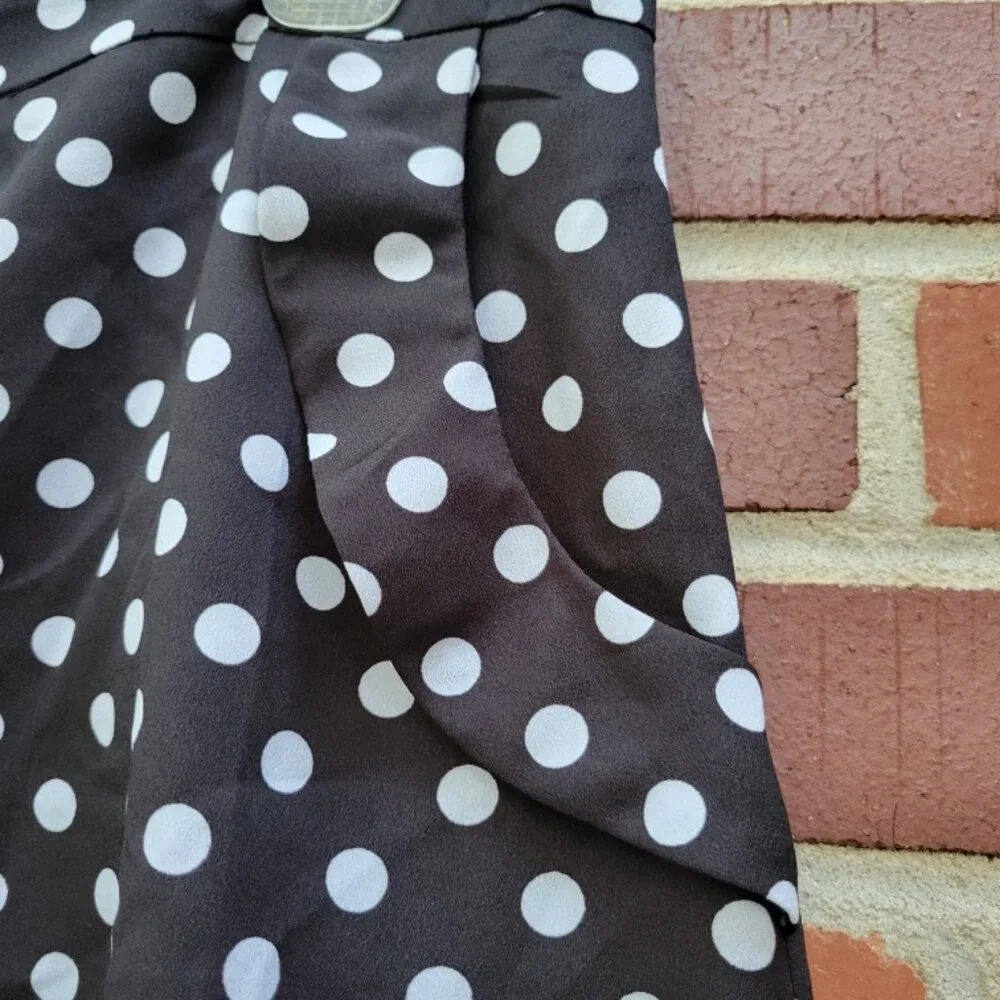 Junior's Black & White Shorts - by Flirtatious - Size 11 - Picture 2 of 5